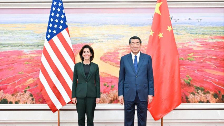 Chinese Vice Premier He Lifeng (R) meets with visiting U.S. Commerce Secretary Gina Raimondo (L) in Beijing, capital of China, August 29, 2023. /Xinhua