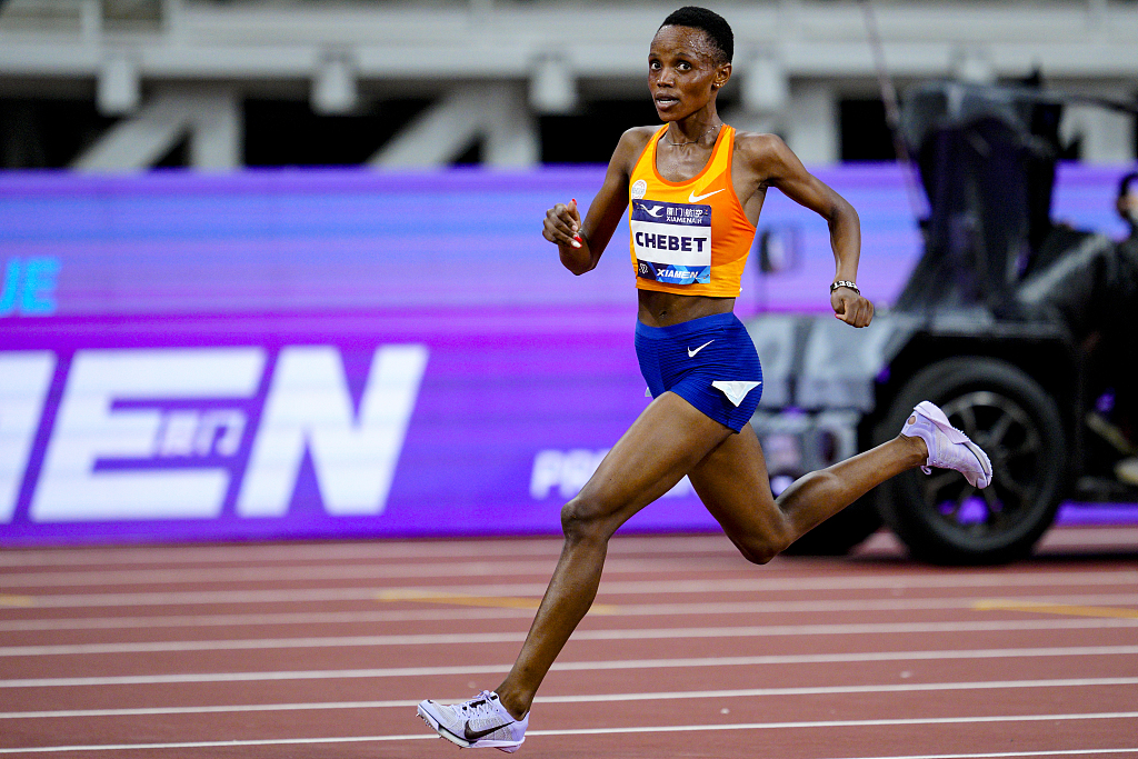 Beatrice Chebet from Kenya competes in the women's 3,000-meter event in the Diamond League in Xiamen, southeast China's Fujian Province, September 2, 2023. /CFP