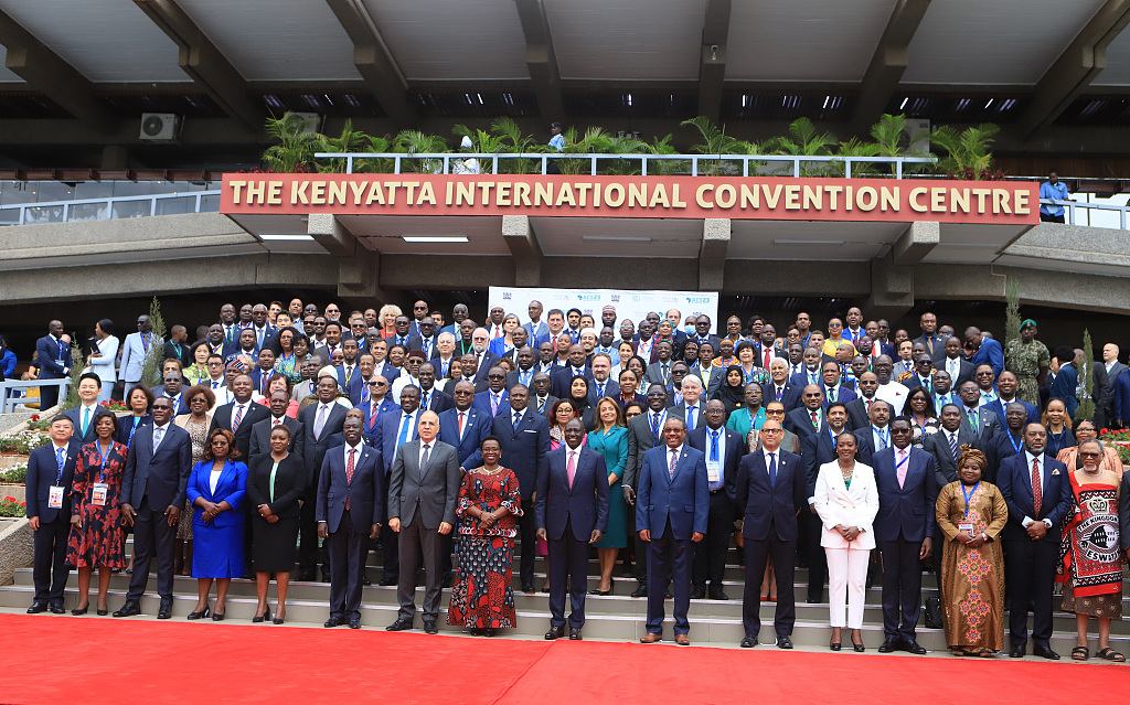 Leaders pose for a family photo during the 1st Africa climate summit at the Kenyatta International Convention Center in Nairobi, Kenya on September 4, 2023. /CFP
