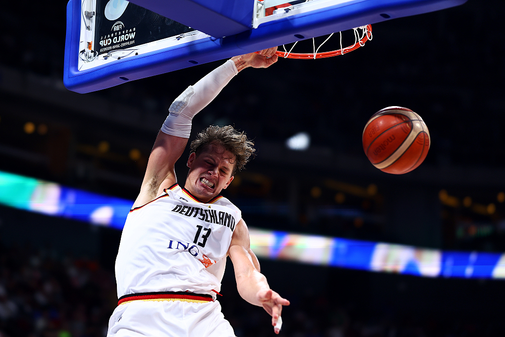 Moritz Wagner of Germany dunks in the FIBA Basketball World Cup quarterfinals against Latvia at Mall of Asia Arena in Manila, the Philippines, September 6, 2023. /CFP
