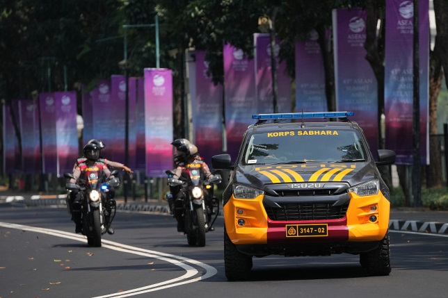 Indonesian police patrol on a street ahead of the 43rd Association of Southeast Asian Nations Summit in Jakarta, Indonesia, September 4, 2023. /CFP