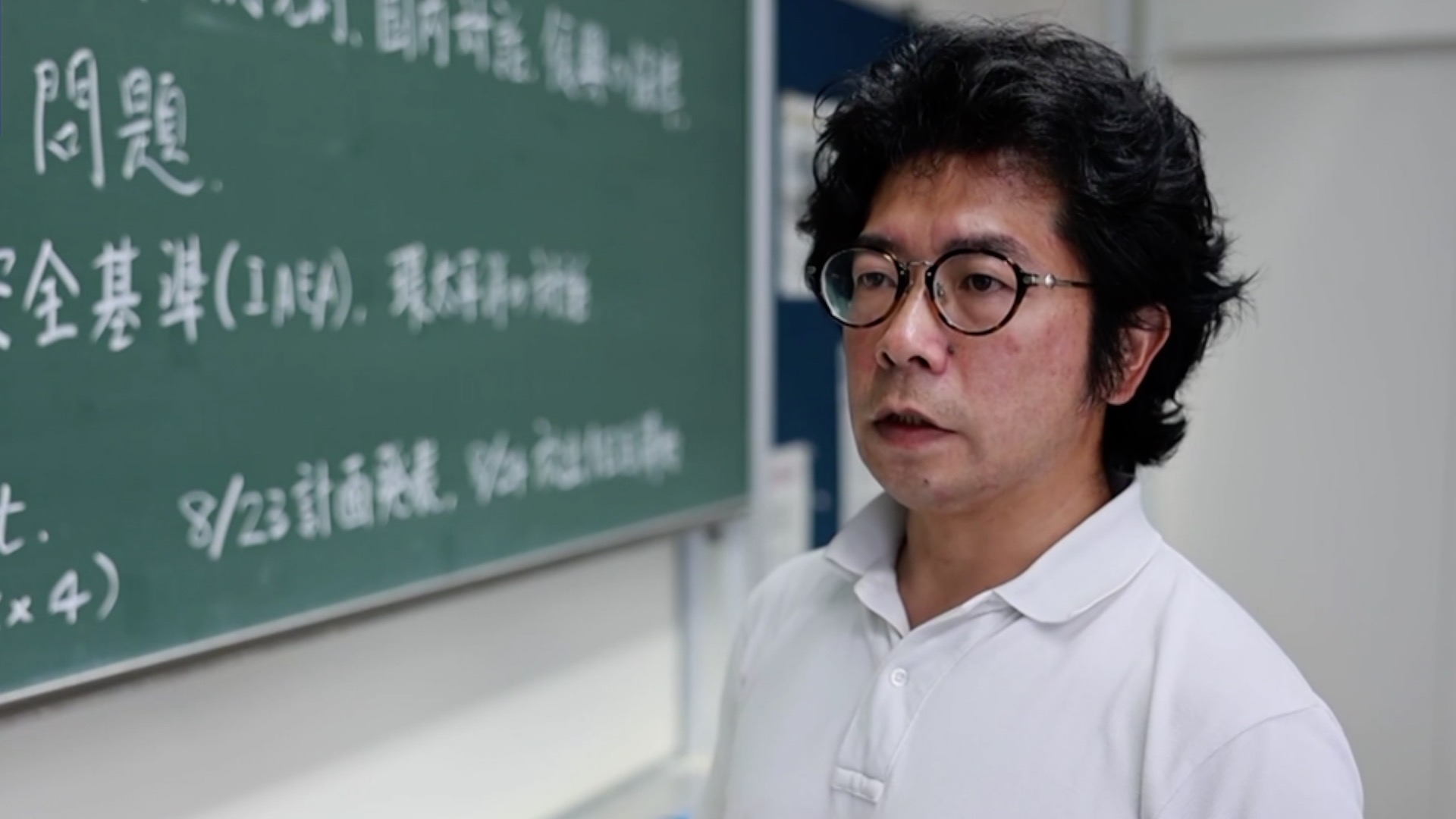 Kumpei Hayashi, associate professor at the Fukushima University, criticized the Japanese government for releasing the nuclear-contaminated wastewater into the sea when being interviewed by a Chinese Media Group reporter. /CMG