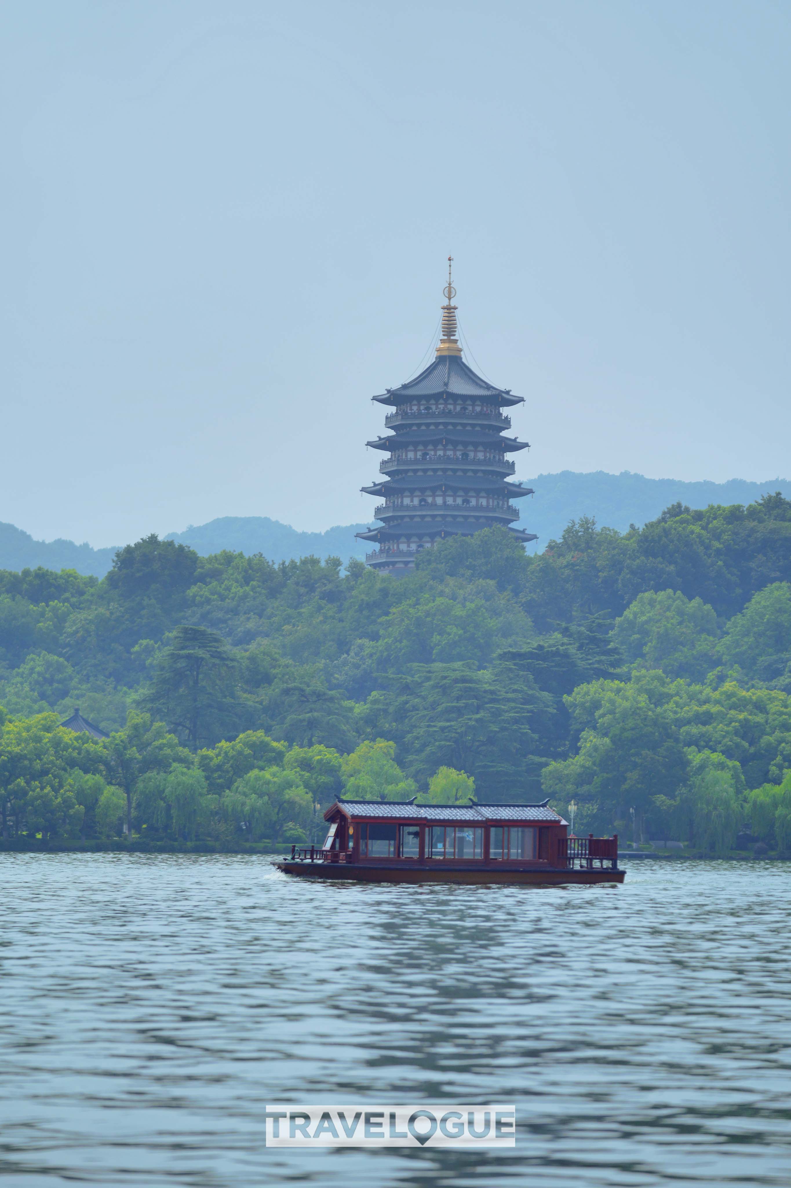 The West Lake in Hangzhou, Zhejiang Province attracts many tourists every year. /CGTN