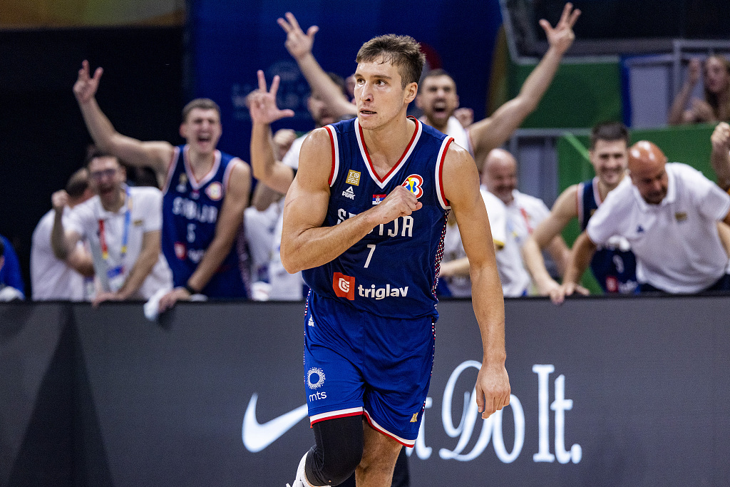 Bogdan Bogdanovic of Serbia reacts after making a shot in the FIBA Basketball World Cup final against Germany at Mall of Asia Arena in Manila, the Philippines, September 10, 2023. /CFP