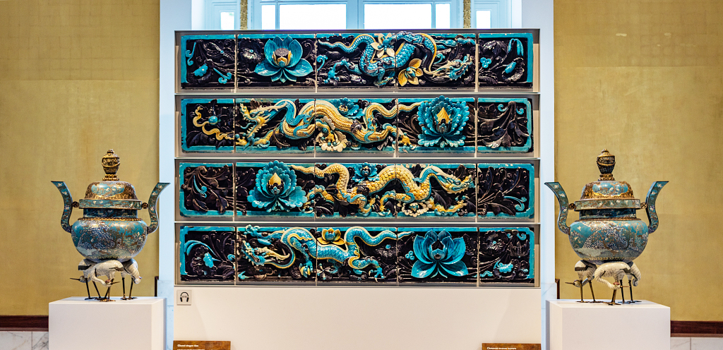 Glazed dragon tiles dating back to the Ming Dynasty (1368-1644) are on display at the British Museum in London, Britain. /CFP