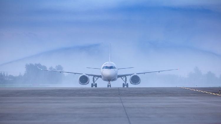 China's COMAC receives over 1,000 large passenger jet orders - CGTN