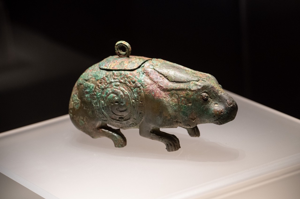 A file photo shows the Rabbit Zun from the Western Zhou Dynasty on display at a museum in Taiyuan, Shanxi Province, China. /CFP