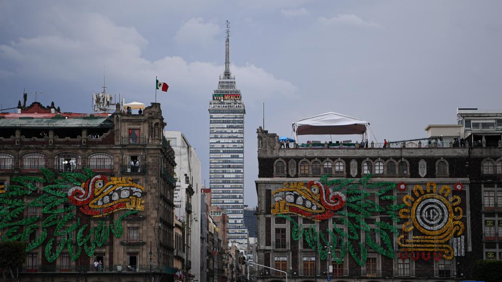 The view of the Zocalo Square before the upcoming celebrations of the Mexican Independence Day, in Mexico City, capital of Mexico, September 15, 2021. /Xinhua