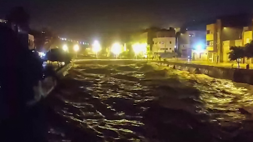A night-time view of flooding after the Mediterranean storm Daniel hit Libya's eastern city of Derna, September 13, 2023. /CFP
