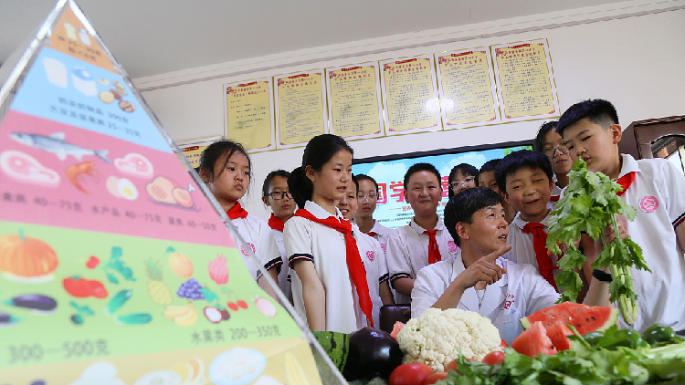 China eyes healthy food and environment to help curb childhood obesity ...