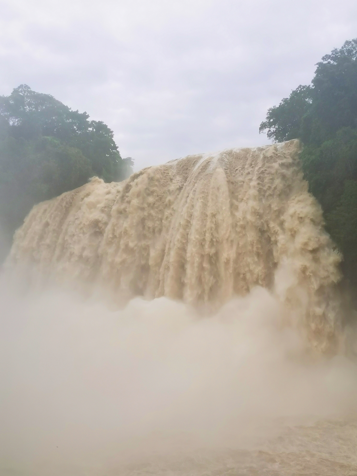 Huangguoshu Waterfall is seen in the photo taken on August 27, 2023, after rain in Anshun of southwest China's Guizhou Province. /CGTN