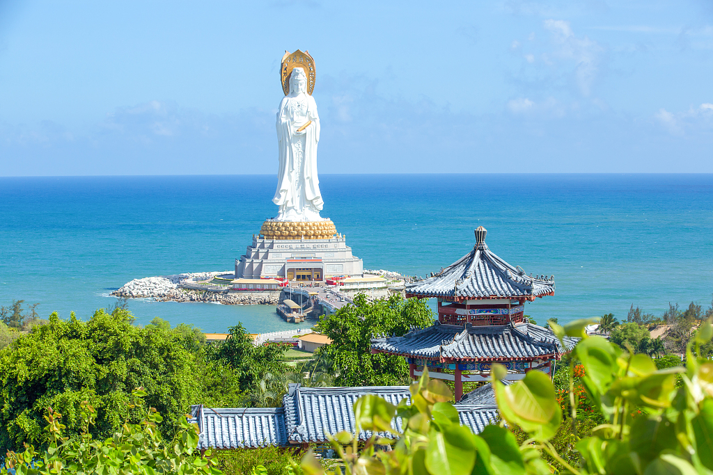 A giant Guanyin statue stands on an offshore island in Sanya, Hainan Province. /CFP