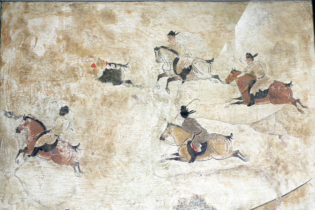 A mural from a Tang Dynasty (618-907) prince's coffin chamber depicts a scene of polo-playing. /CFP