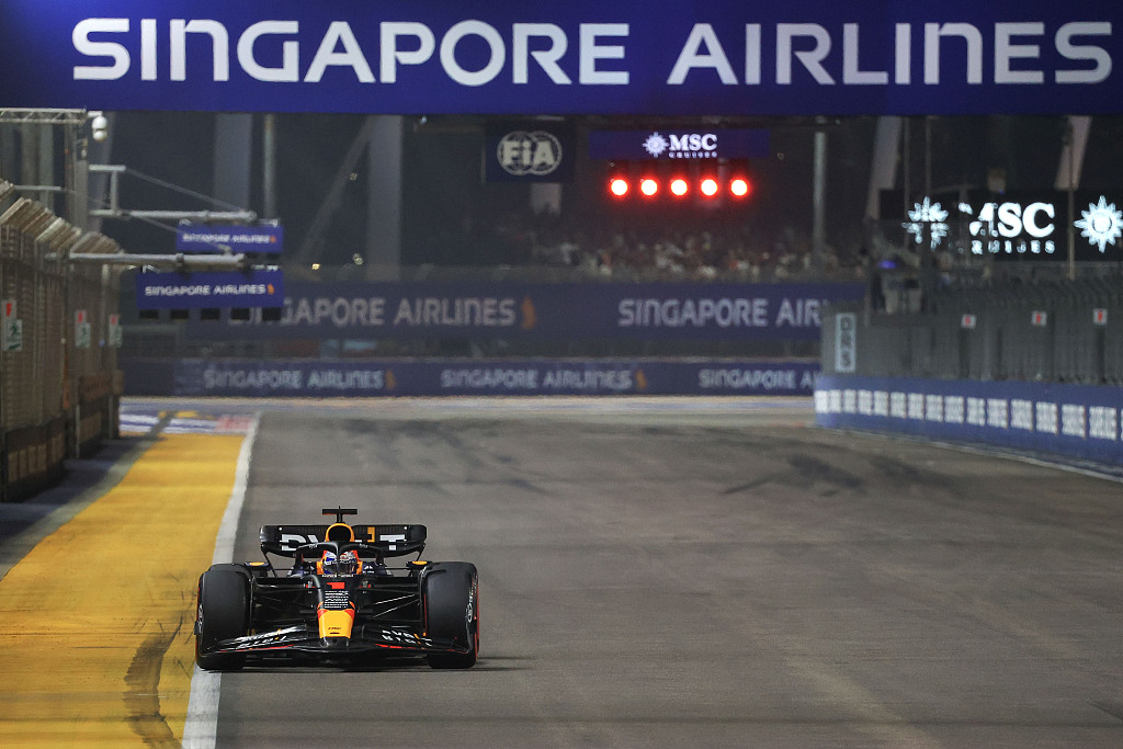Max Verstappen of Red Bull during the qualifying race ahead of the F1 Grand Prix of Singapore at the Marina Bay Street Circuit in Singapore, September 16, 2023. /CFP