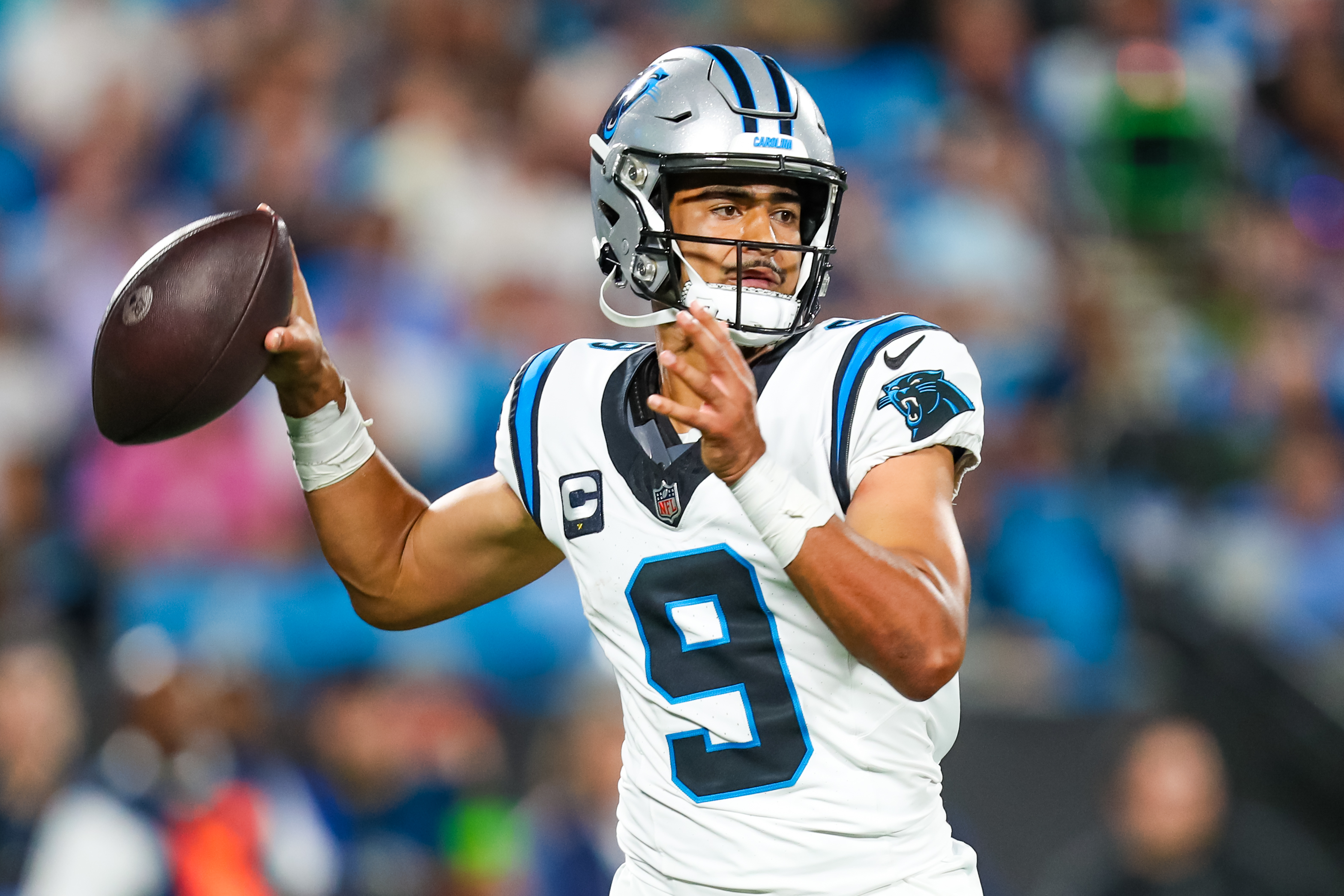 Quarterback Bryce Young of the Carolina Panthers passes in the game against the New Orleans Saints at Bank of America Stadium in Charlotte, North Carolina, September 18, 2023. /CFP