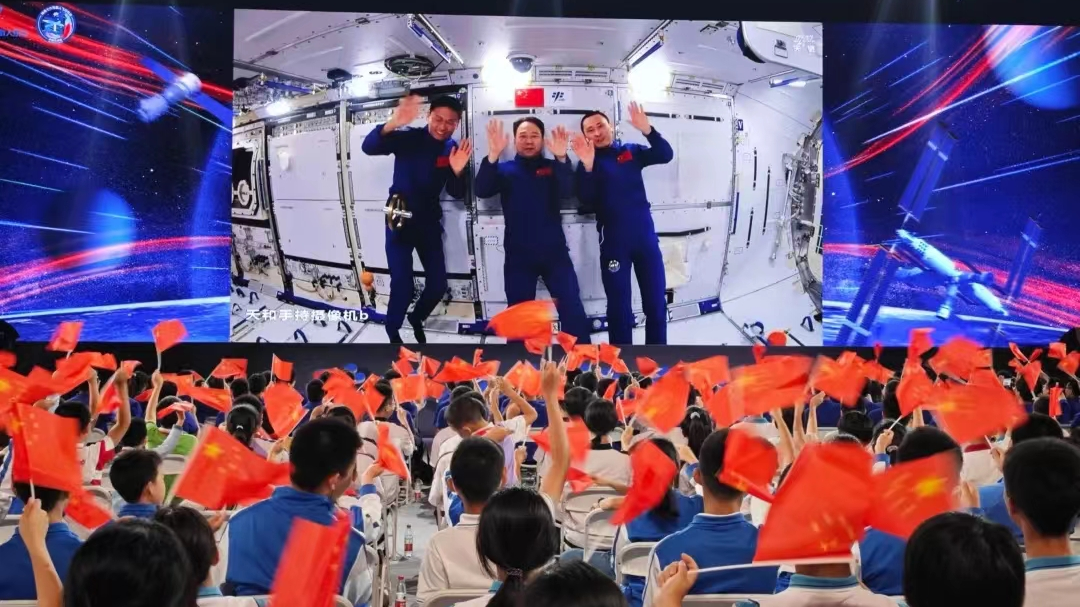China's Shenzhou-16 crew, Jing Haipeng, Zhu Yangzhu and Gui Haichao, livestreamed the first science class from the Mengtian lab module of the China Space Station, September 21, 2023. /China Manned Space Agency