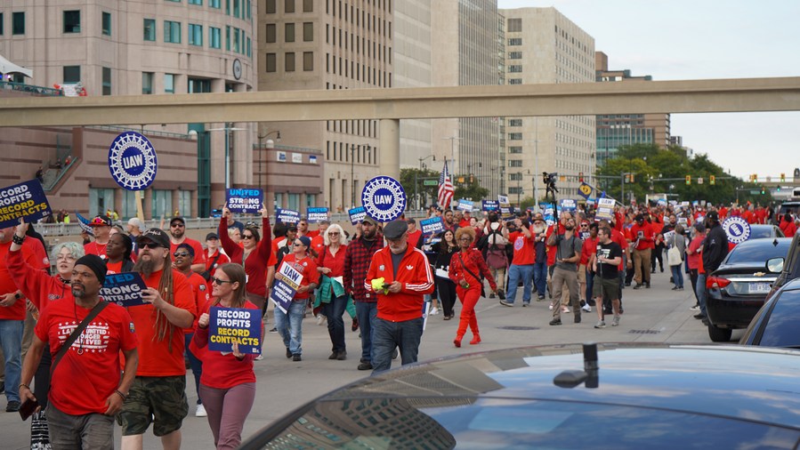 Auto workers take part in a strike rally in downtown Detroit, the United States, September 15, 2023. /Xinhua