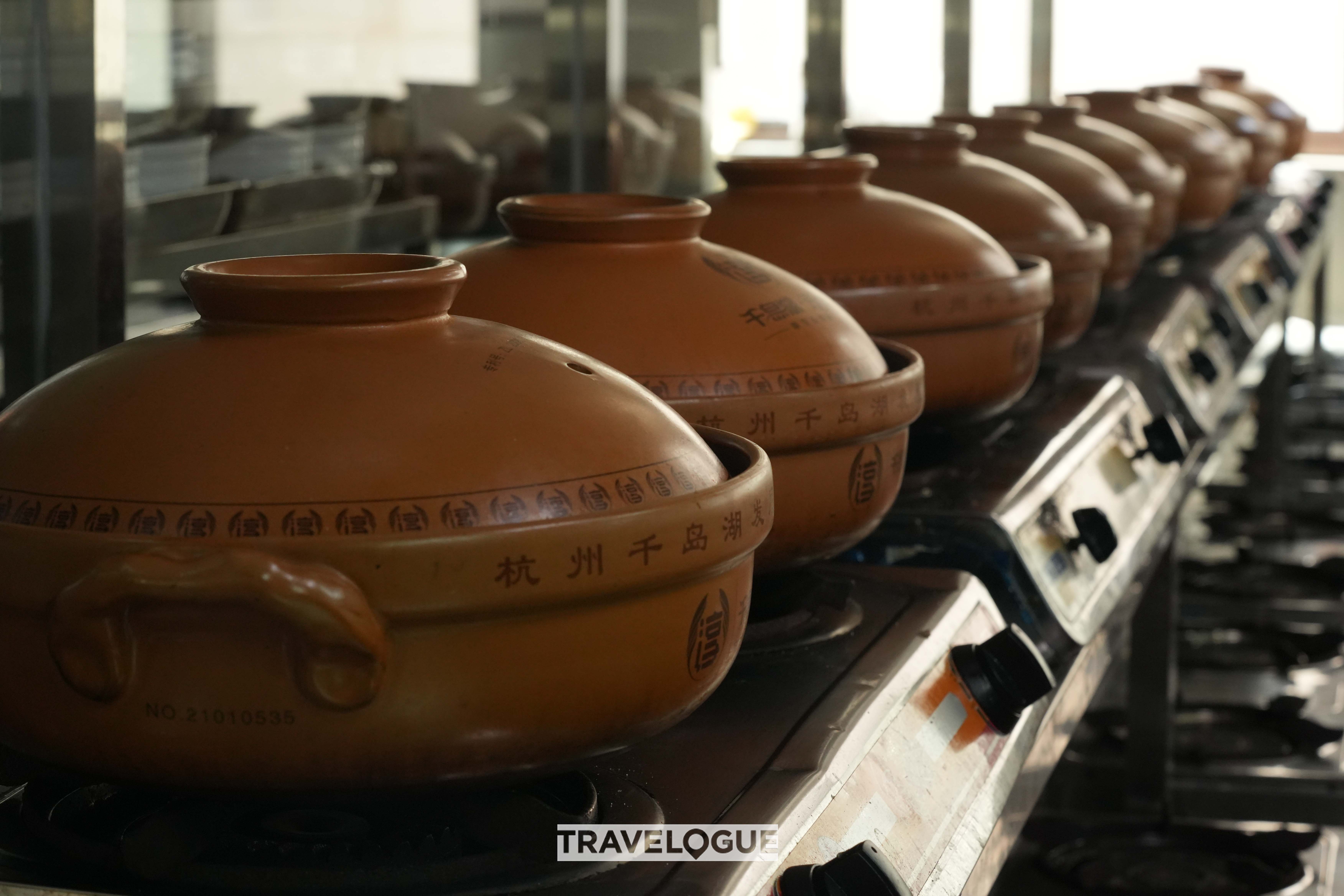 This image shows local produce served in a restaurant near Qiandao Lake, Zhejiang Province. /CGTN