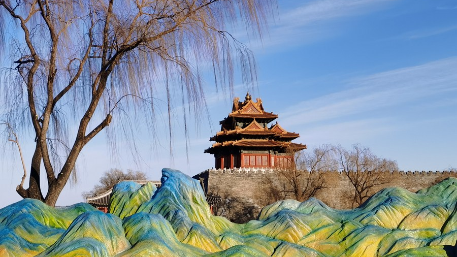 The photo shows a turret of the Palace Museum in Beijing, capital of China, February 3, 2022. /Xinhua