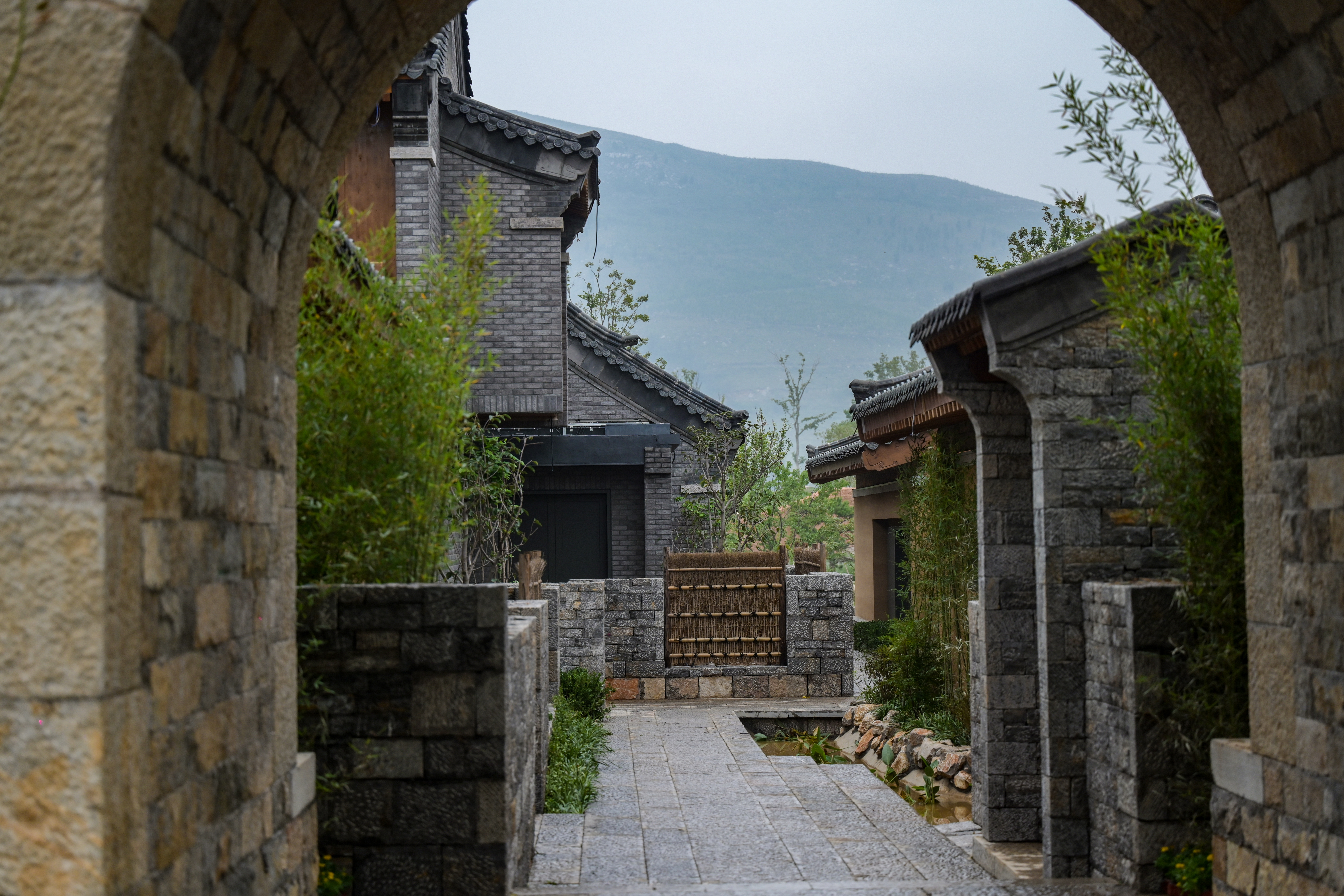 A photo shows an alley at Luyuan Town on September 26, 2023 in Qufu, Shandong. /IC