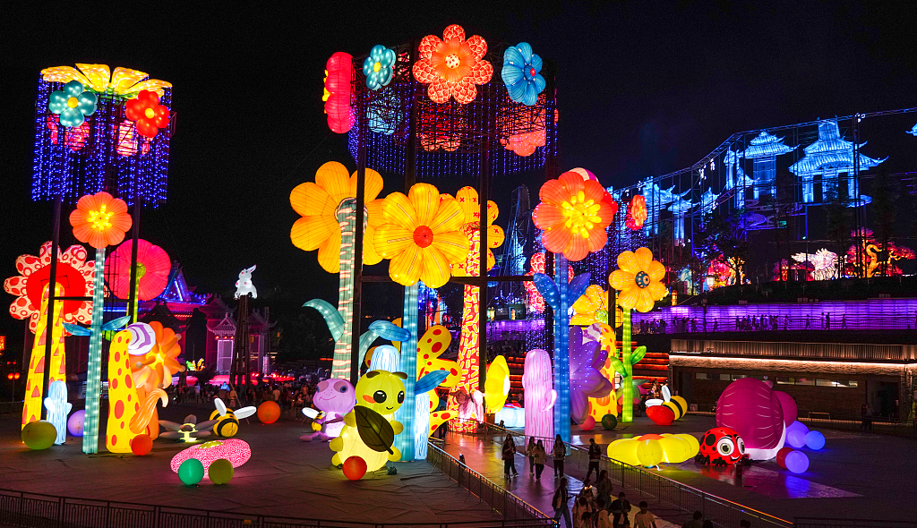 A large-scale lantern show is on display on September 29, 2023, in Zigong, Sichuan. /CFP