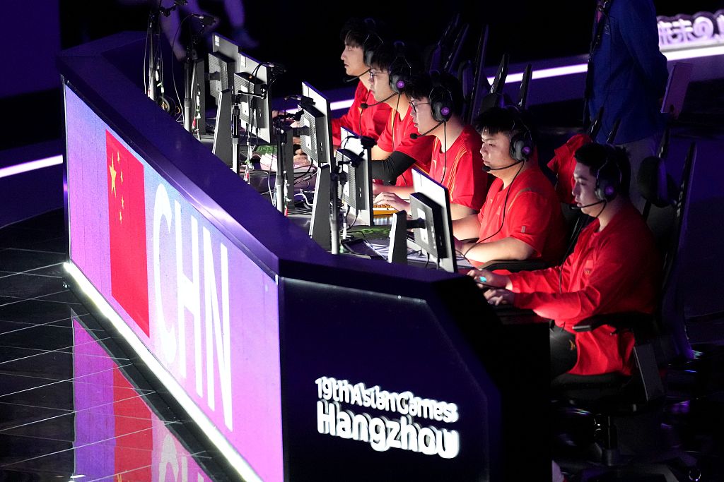 Players of China compete in the Esports Dota 2 final against Mongolia at the 19th Asian Games in Hangzhou, east China's Zhejiang Province, October 2, 2023. /CFP
