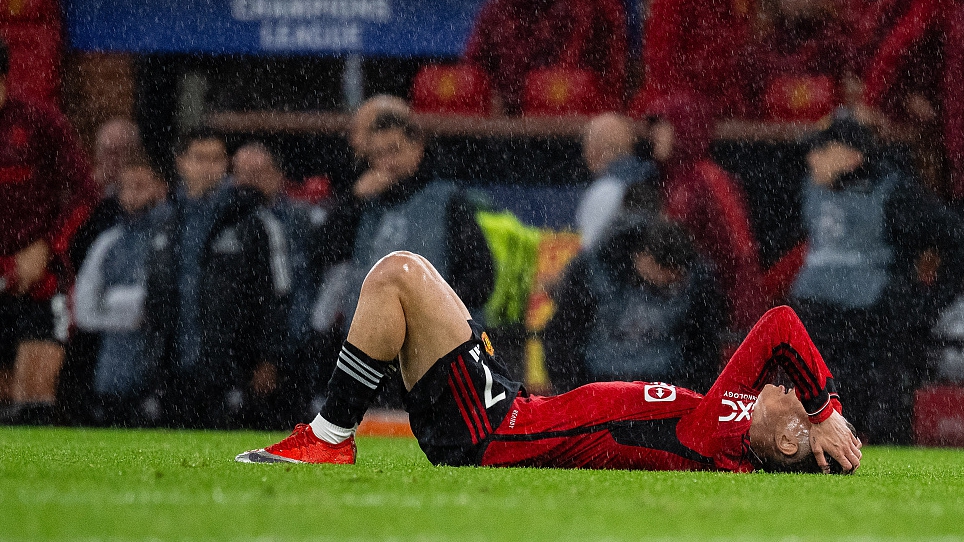 Alejandro Garnacho of Manchester United reacts after their Champions League loss to Galatasaray at Old Trafford in Manchester, England, October 3, 2023. /CFP