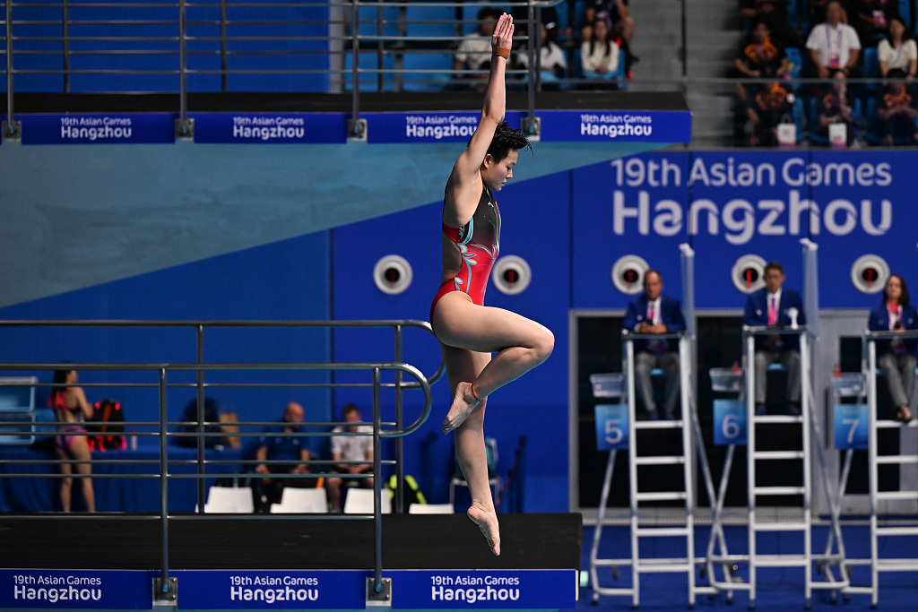 China's Chen Yiwen competes in the women's 3m springboard diving final during the 19th Asian Games in Hangzhou, China, October 4, 2023. /CFP