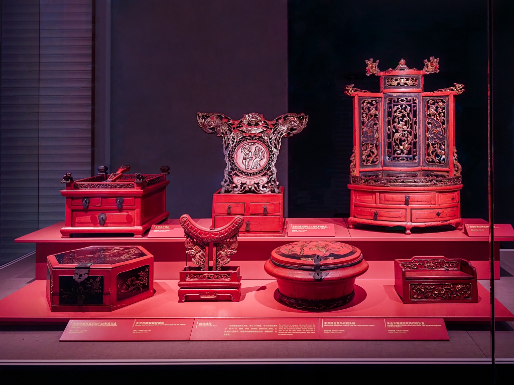 An exhibition showcasing the traditions of ancient Chinese weddings opens at the Zhejiang Provincial Museum in Hangzhou. /VCG 