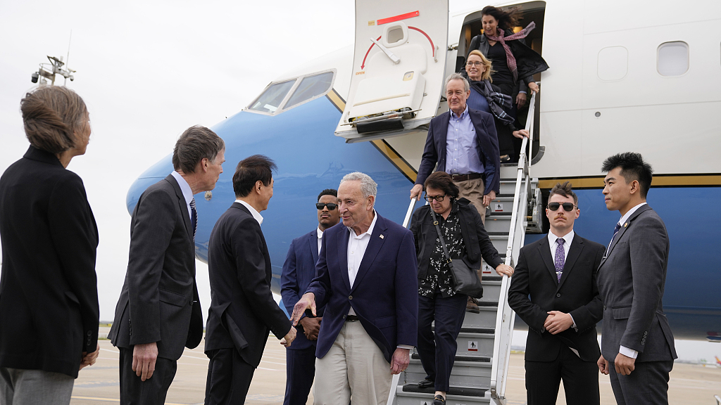 U.S. Senate Majority Leader Chuck Schumer and other members of the delegation arrive at Shanghai Pudong International Airport in Shanghai, east China, October 7, 2023. /CFP
