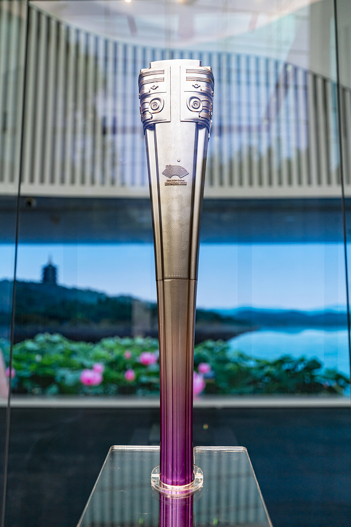 The torch of the 19th Asian Games is on display at a museum in Hangzhou, east China's Zhejiang Province, September 29, 2023. /CFP