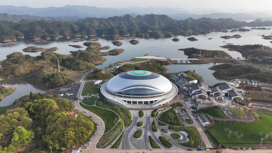 A view of Chun'an Jieshou Sports Center Velodrome, a venue of Hangzhou Asiad in east China's Zhejiang Province, March 28, 2022. /Xinhua