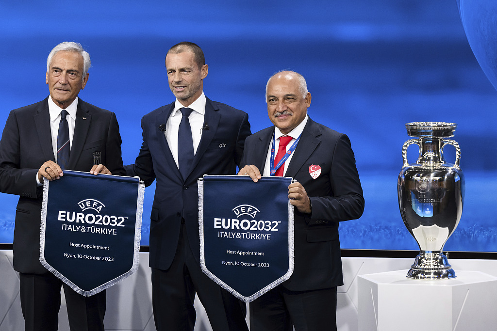 Italy and Türkiye will host the UEFA European Championship in 2032. /CFP