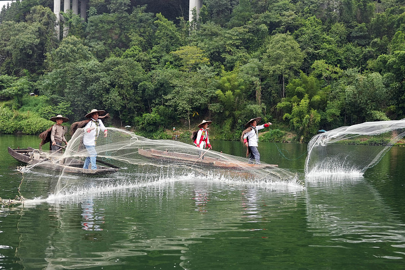 A series of fish-themed activities are held in Guilin City, Guangxi Zhuang Autonomous Region, October 10, 2023. /CFP