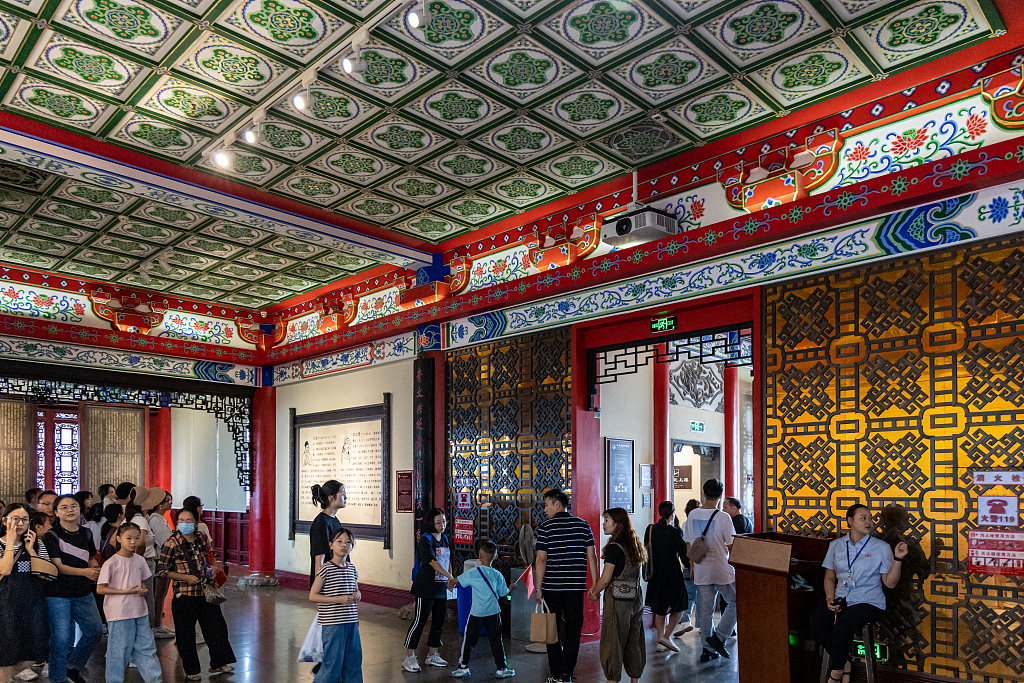 A photo taken on October 2, 2023 shows visitors inside the Pavilion of Prince Teng in Nanchang, Jiangxi Province, China. /CFP