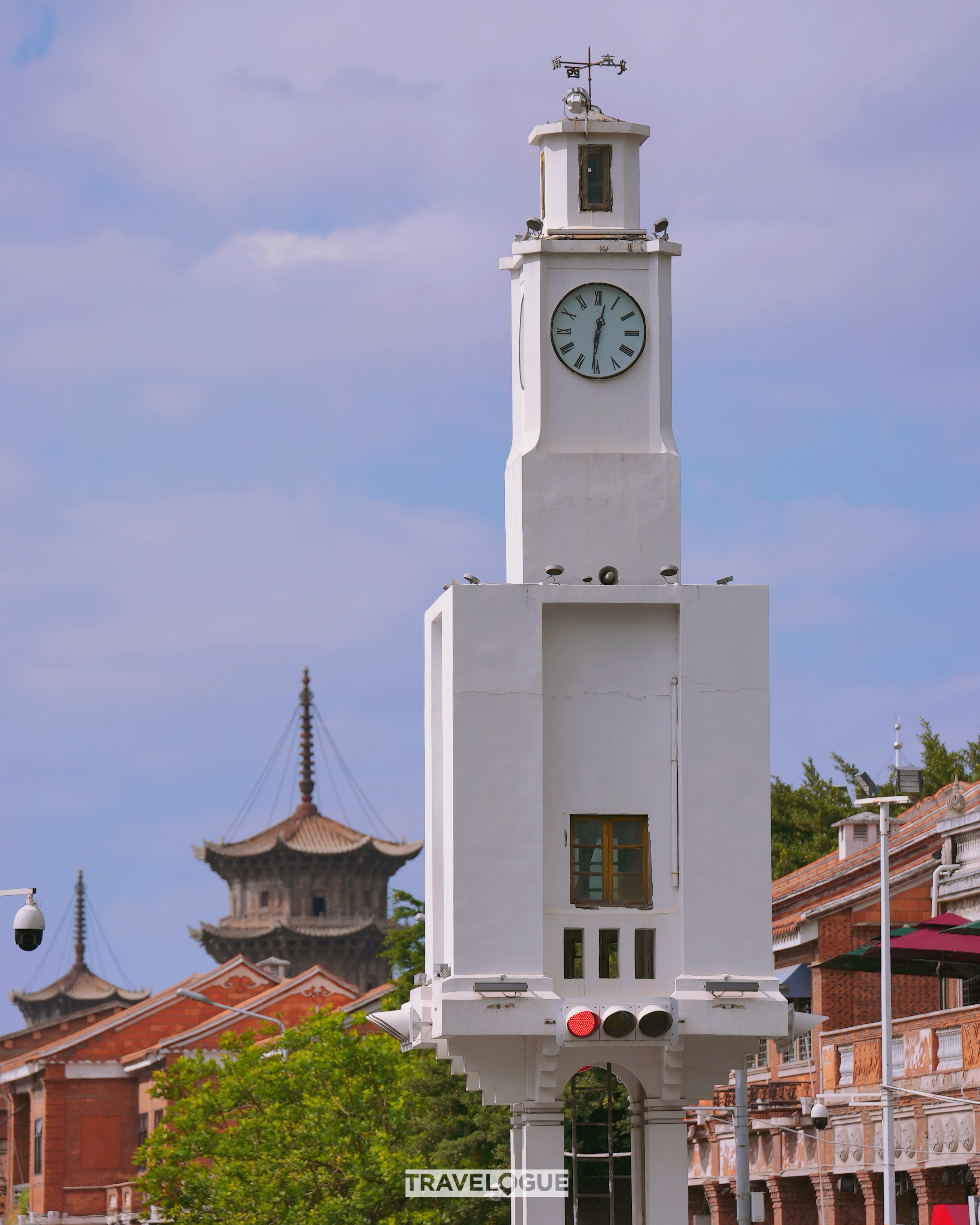 The bell tower on the Xijie, an ancient street in Quanzhou, Fujian Province /CGTN