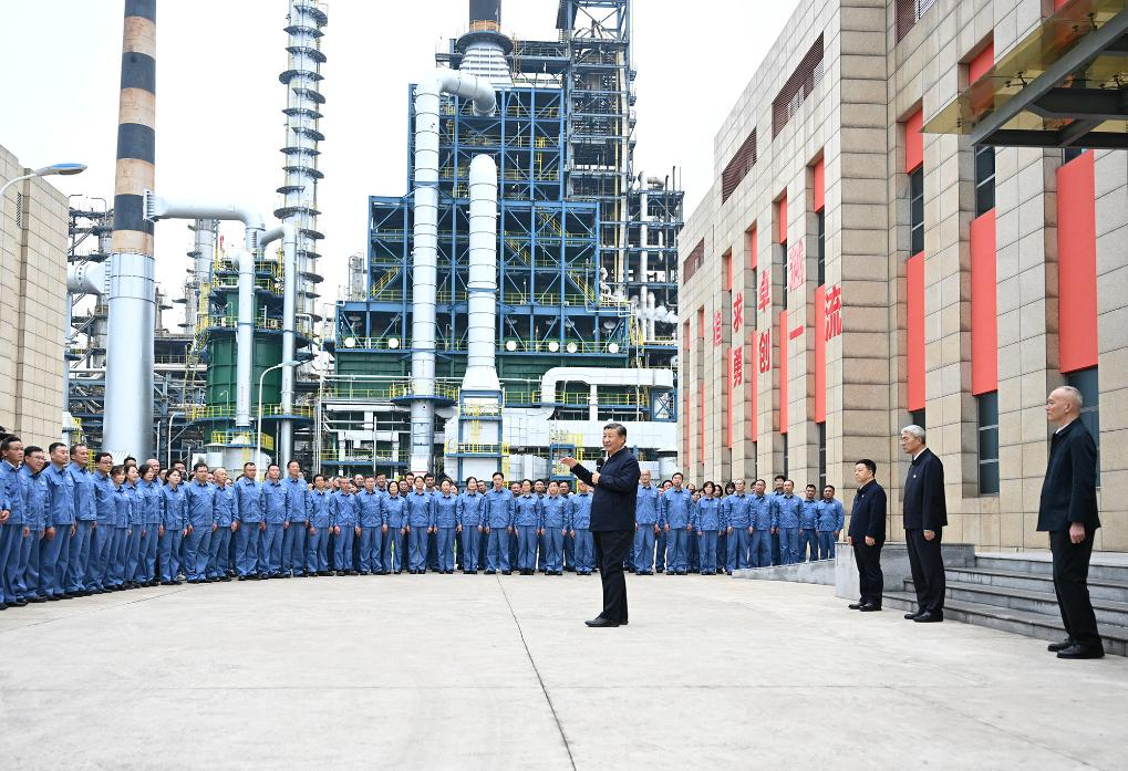 Xi Jinping, general secretary of the Communist Party of China Central Committee, inspects Sinopec Jiujiang Company in east China's Jiangxi Province, October 10, 2023. /Xinhua