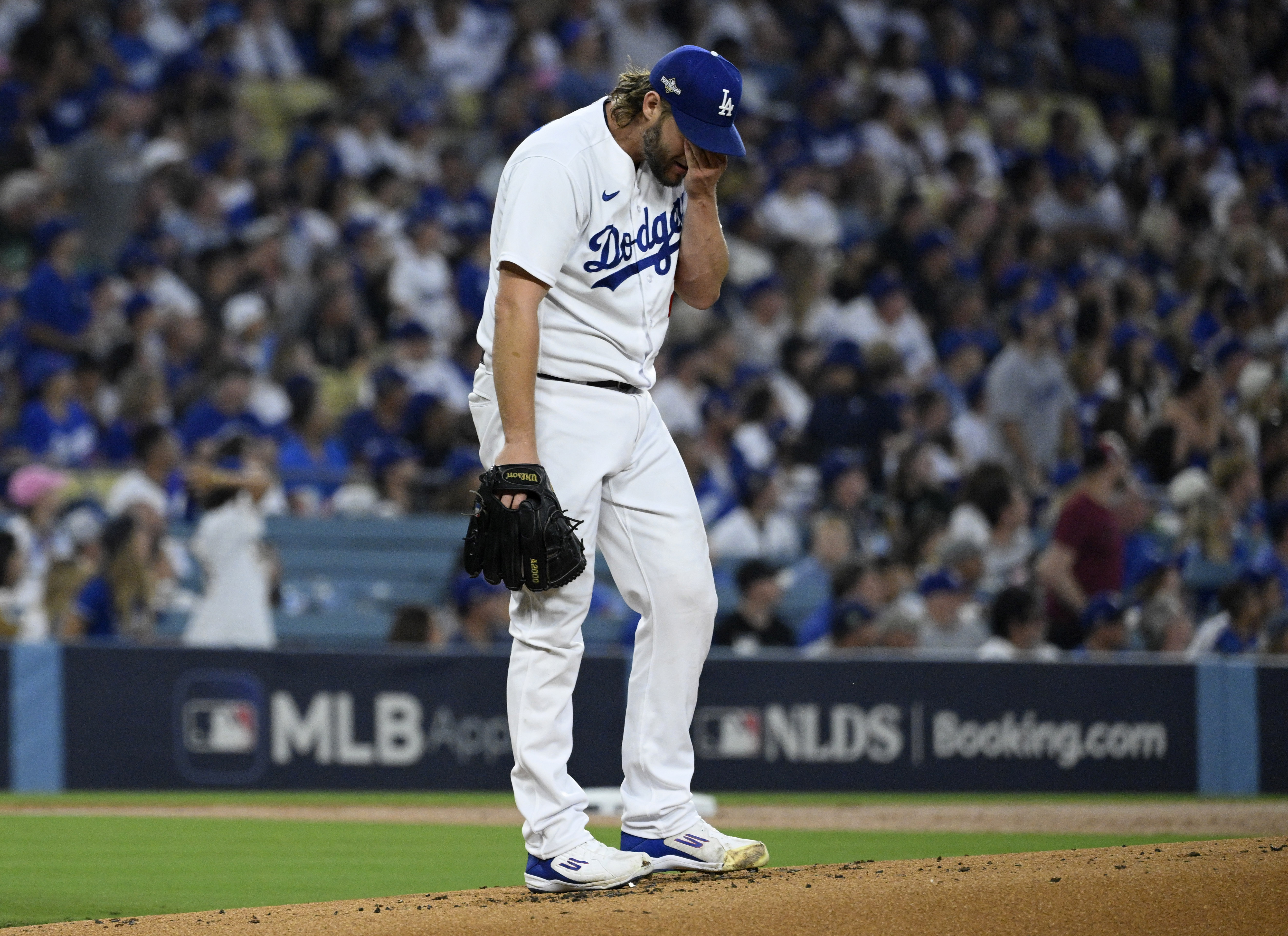 Pitcher Clayton Kershaw looks on during the first inning in Game 1 of the MLB National League Division Series against the Arizona Diamondbacks at Dodger Stadium in Los Angeles, California, October 7, 2023. /CFP