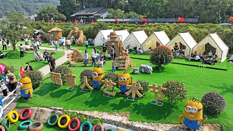 The photo taken on October 15, 2023, shows that a scarecrow-themed festival is held in Zhoushan City, Zhejiang Province. /CFP