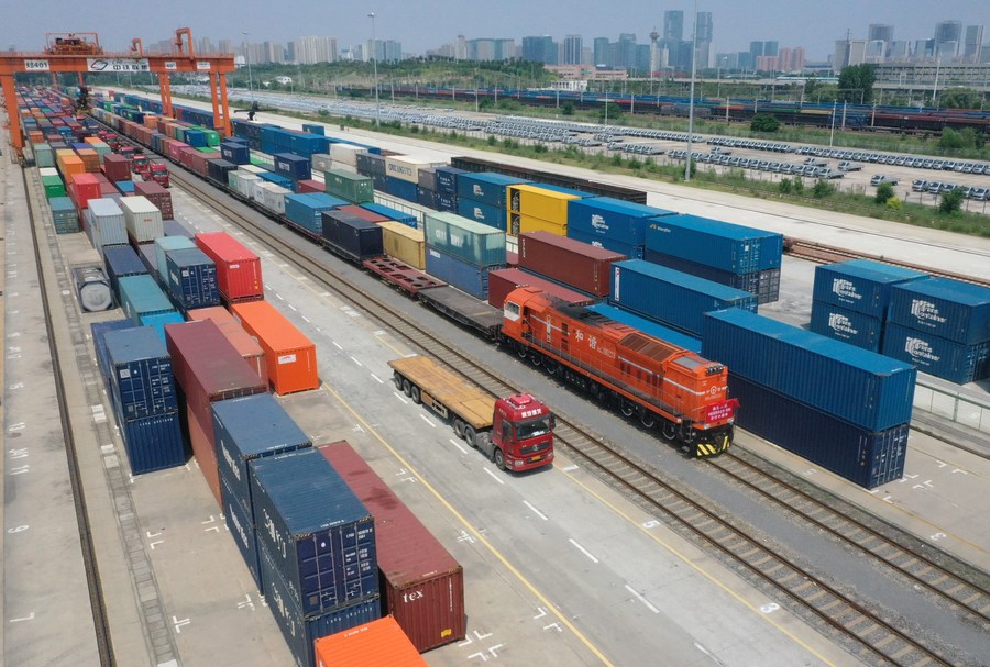 A China-Europe freight train bound for Hamburg, Germany, waiting for departure at Putian Station in Zhengzhou, capital of central China's Henan Province, July 18, 2023. /Xinhua