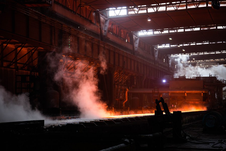 The century-old Smederevo steelworks in Serbia has been revived thanks to Chinese investment.  A steel fabrication workshop at HBIS Serbia in Smederevo, Serbia, May 17, 2021. /Xinhua