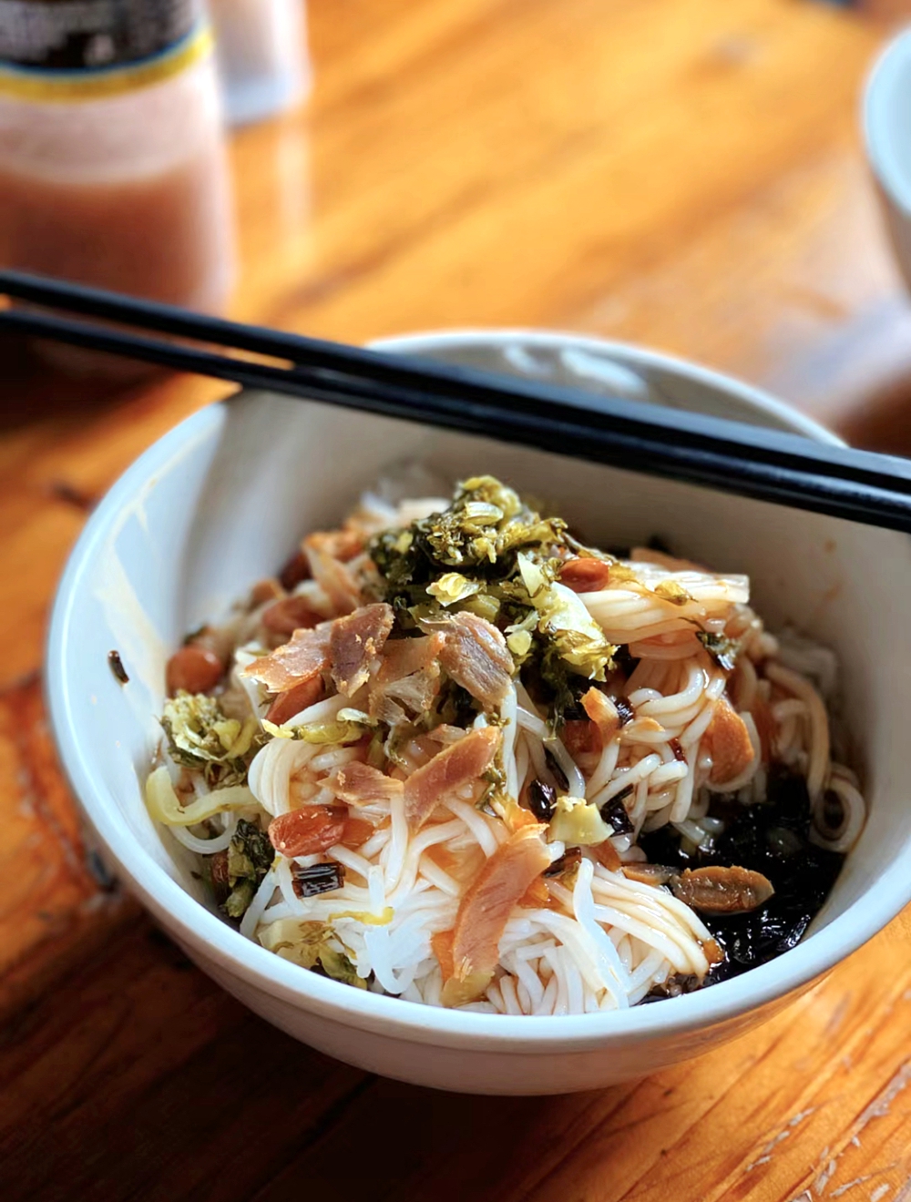 Shishan Rice Noodles is a popular dish in Haikou, south China's Hainan Province. /Photo provided to CGTN