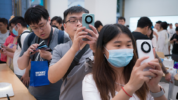 El nuevo Huawei Mate apuesta por las llamadas vía satélite - Mobile World  Live