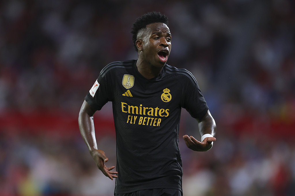 Vinicius Jr. of Real Madrid looks on in the La Liga game against Sevilla at Ramon Sanchez Pizjuan Stadium in Sevilla, Spain, October 21, 2023. /CFP