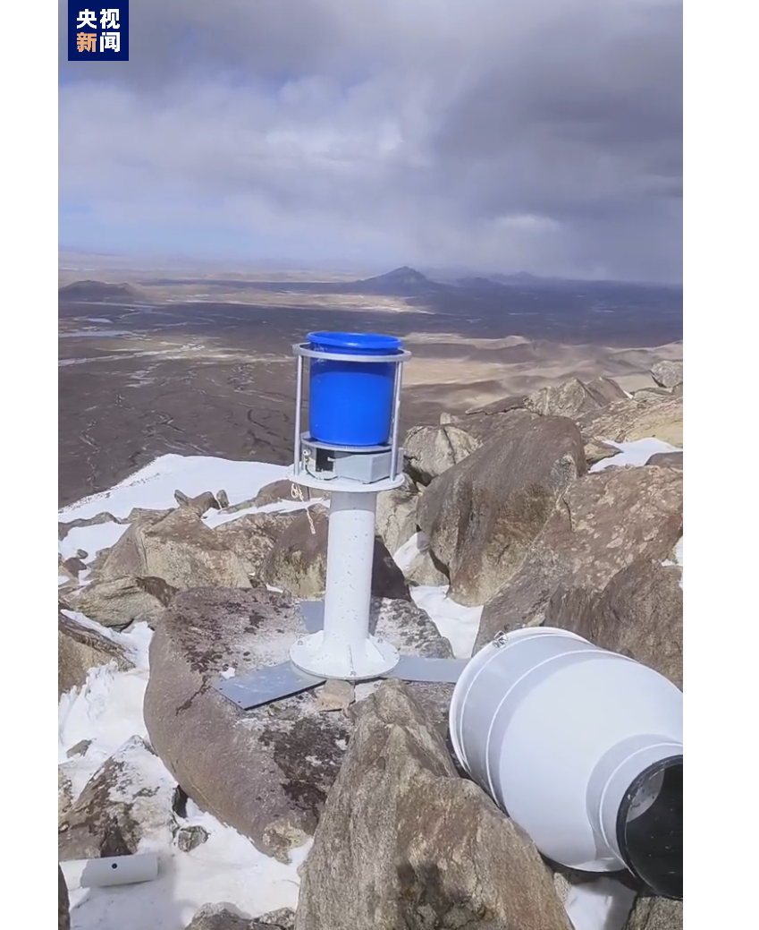 Components of the weather station set up on Kunlun Mountains, Xinjiang Uygur Autonomous Region, northwest China. /CMG