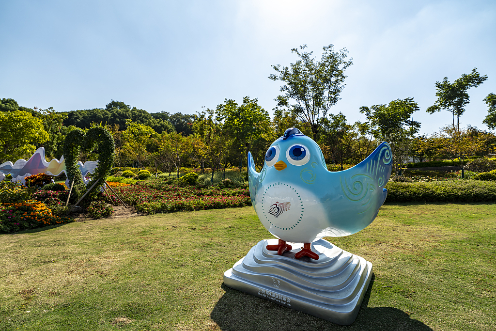 A photo taken on October 21, 2023, shows Asian Para Games mascot Feifei in a park in Hangzhou, Zhejiang Province. /CFP