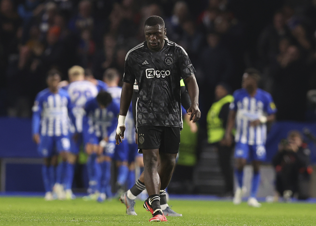 Brian Brobbey of Ajax looks dejected after Brighton's opening goal at the American Express Community Stadium in Brighton, England, October 26, 2023. /CFP