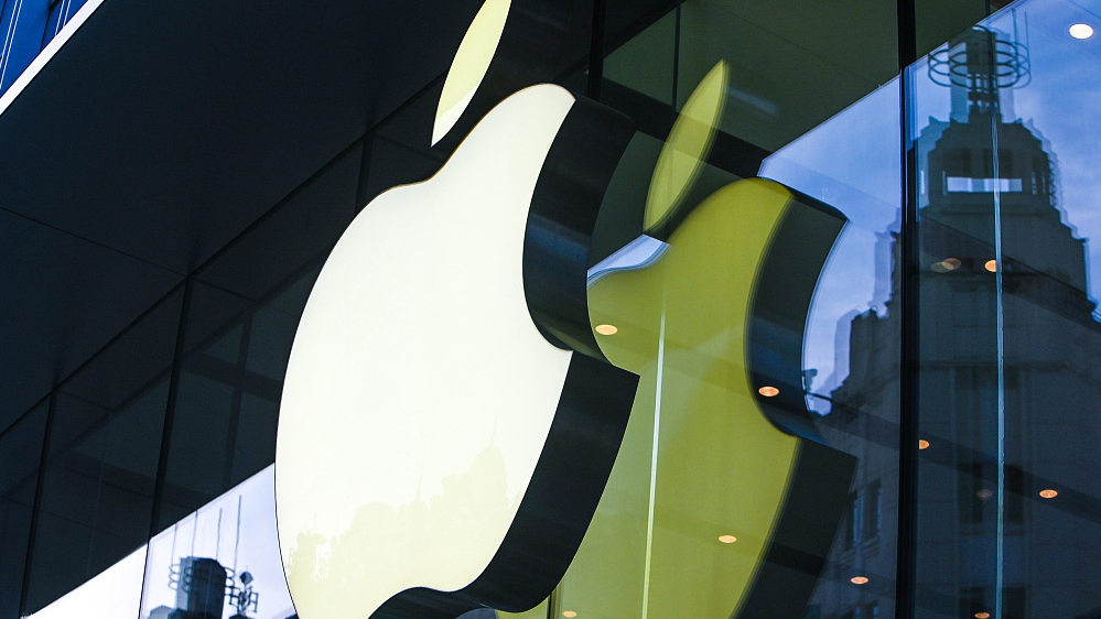 An Apple logo is seen at an Apple store in Shanghai. /CFP