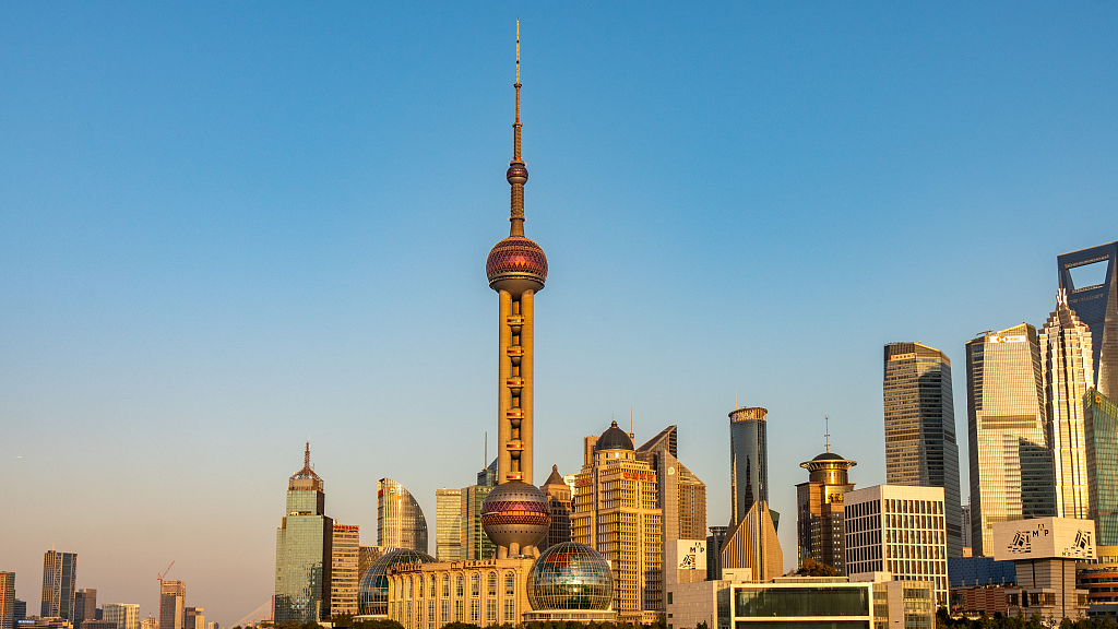 A view of the scenery at the Bund, Huangpu District, Shanghai, China, October 31, 2023. /CFP