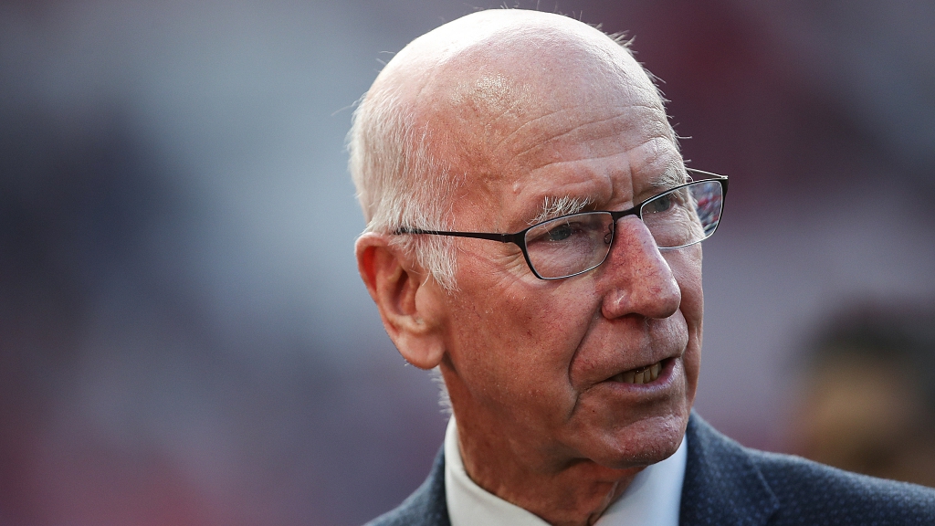 Sir Bobby Charlton during the match between Manchester United Legends and FC Barcelona Legends at Old Trafford in Manchester, England, September 2, 2017. /CFP
